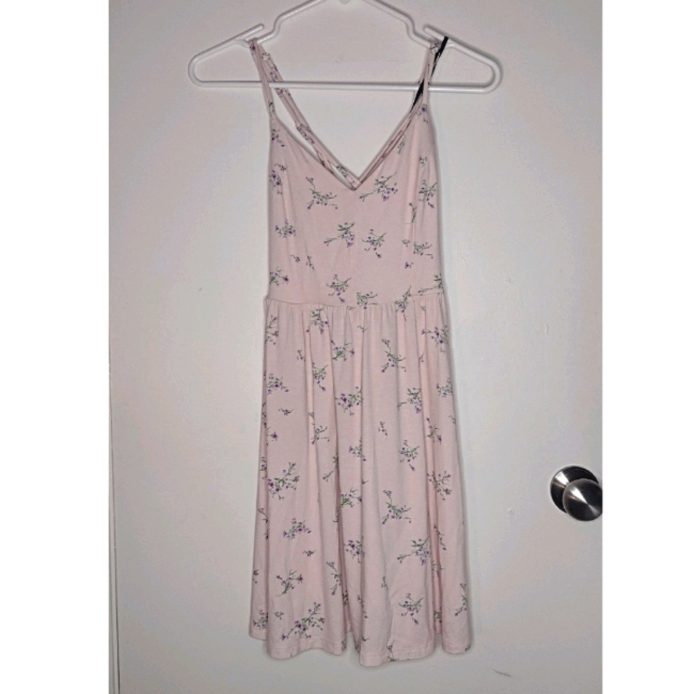 (NWT) Forever 21 Backless Dress